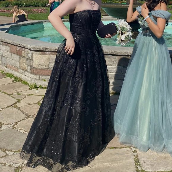 Prom Dress - Picture 2 of 2